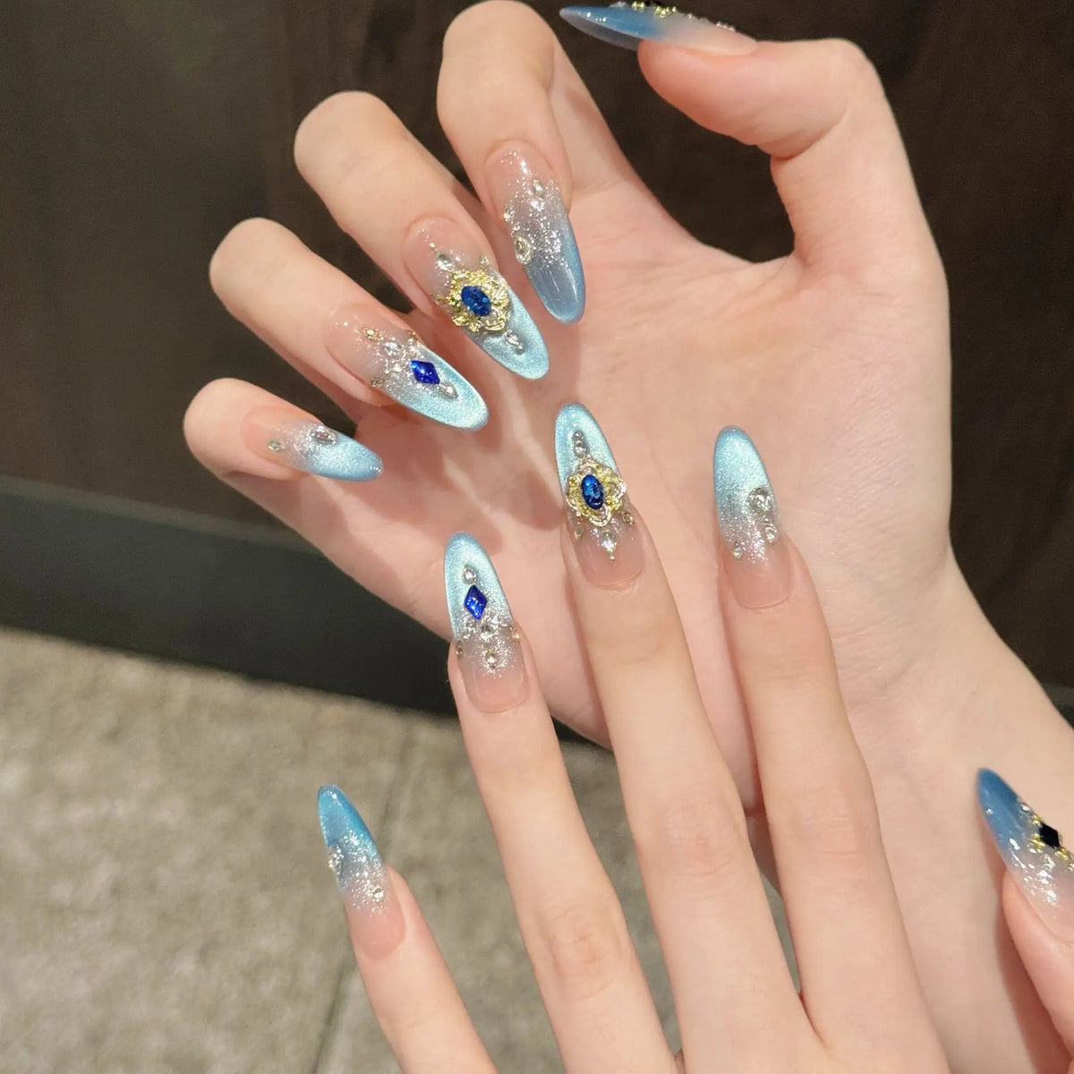 Handmade Press Nails Light Luxury Fake Ice Blue Cat Eye French Tip