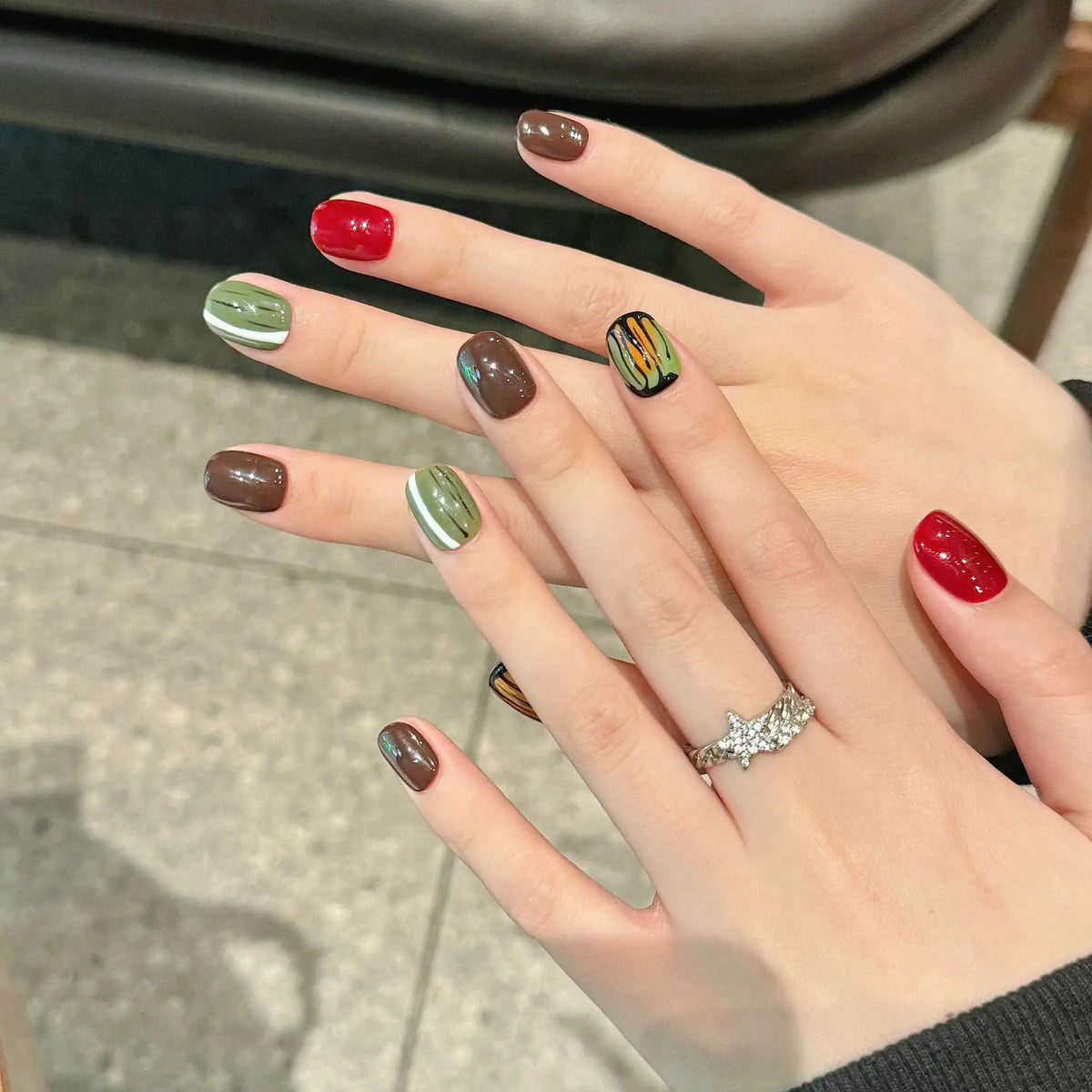 Handmade Butterfly Press-On Nails | Short Round Full Cover 10pcs