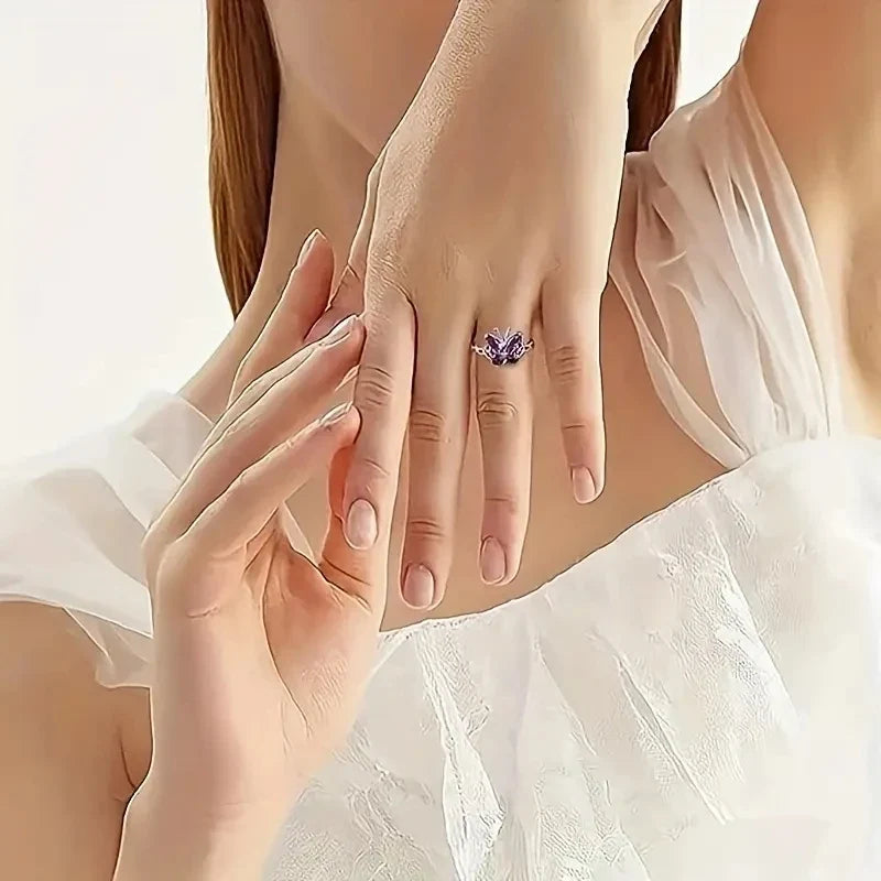 Huitan Butterfly Ring – Purple Cubic Zirconia Cocktail Ring