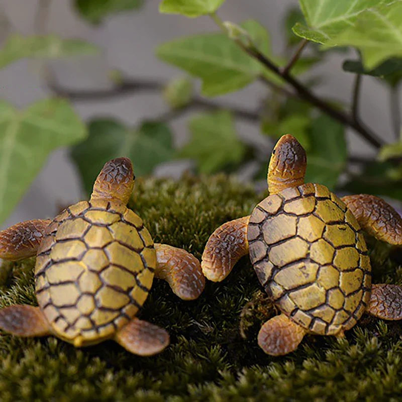 Mini Sea Turtle Resin Ornament – Aquarium & Home Decor