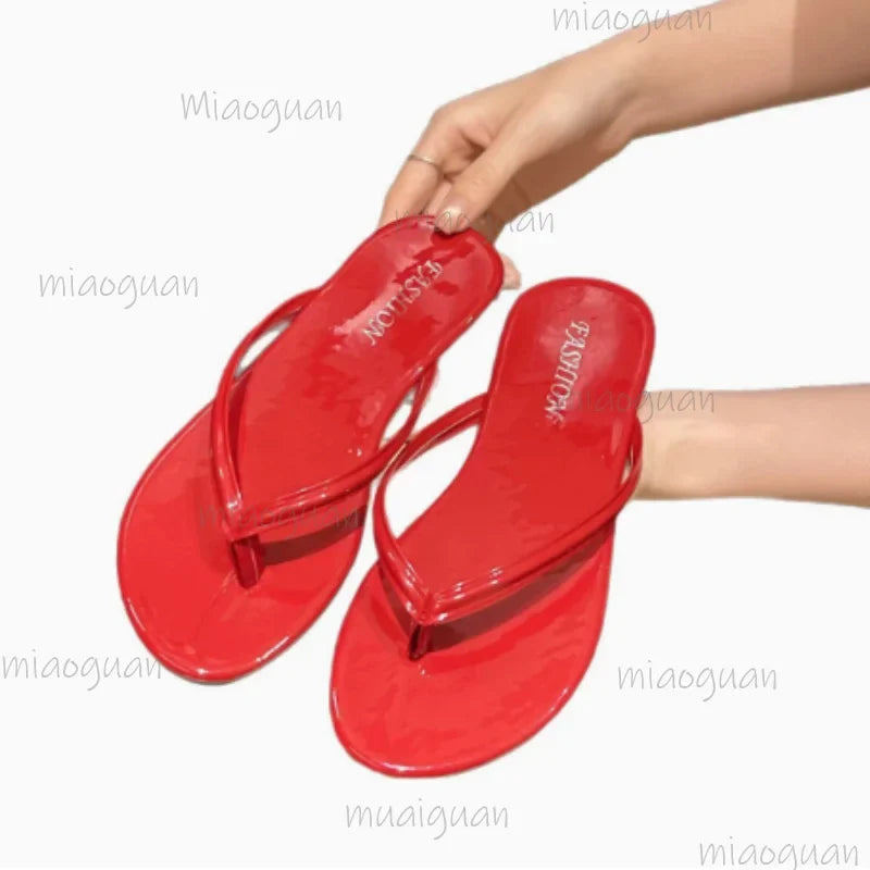 Women's Flat Flip Flops – Comfort Beach Sandals & Slides