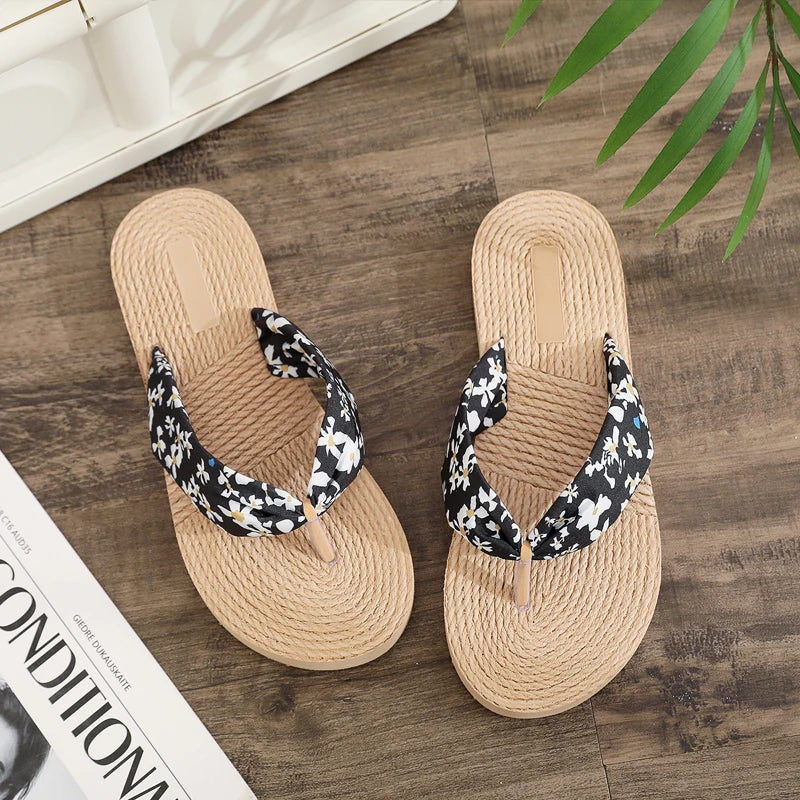Women's Floral Flip Flops Non-Slip Beach Slides & Sandals