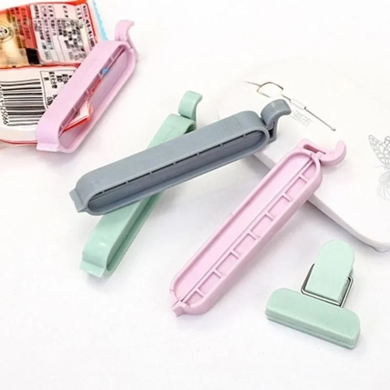 Plastic Bag Clips Set 12/24 Pcs – Food & Snack Bag Sealer