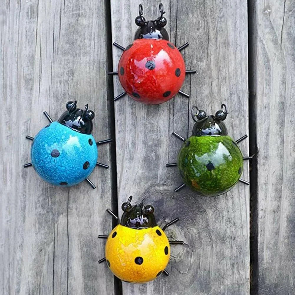 Mini Metal Ladybug Fence Hanger – Outdoor Garden Ornament