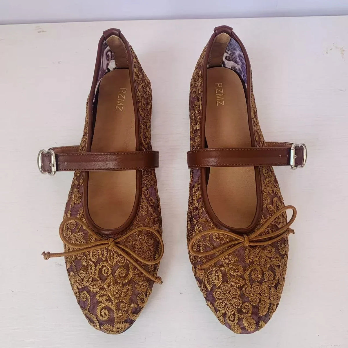 Mesh Embroidery Ballet Flats – Retro Mary Jane Buckle Strap Shoes