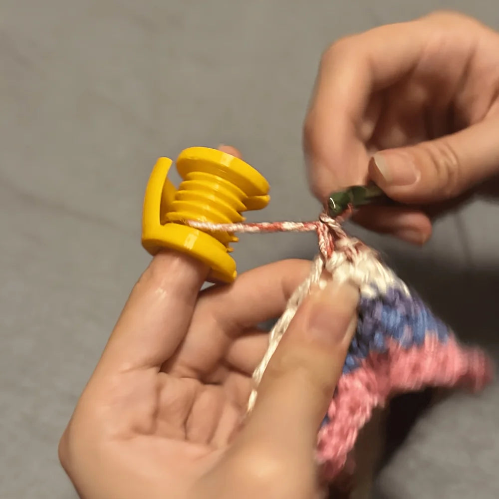 Random Crochet Finger Yarn Protective Sleeve Plastic Thumb Index