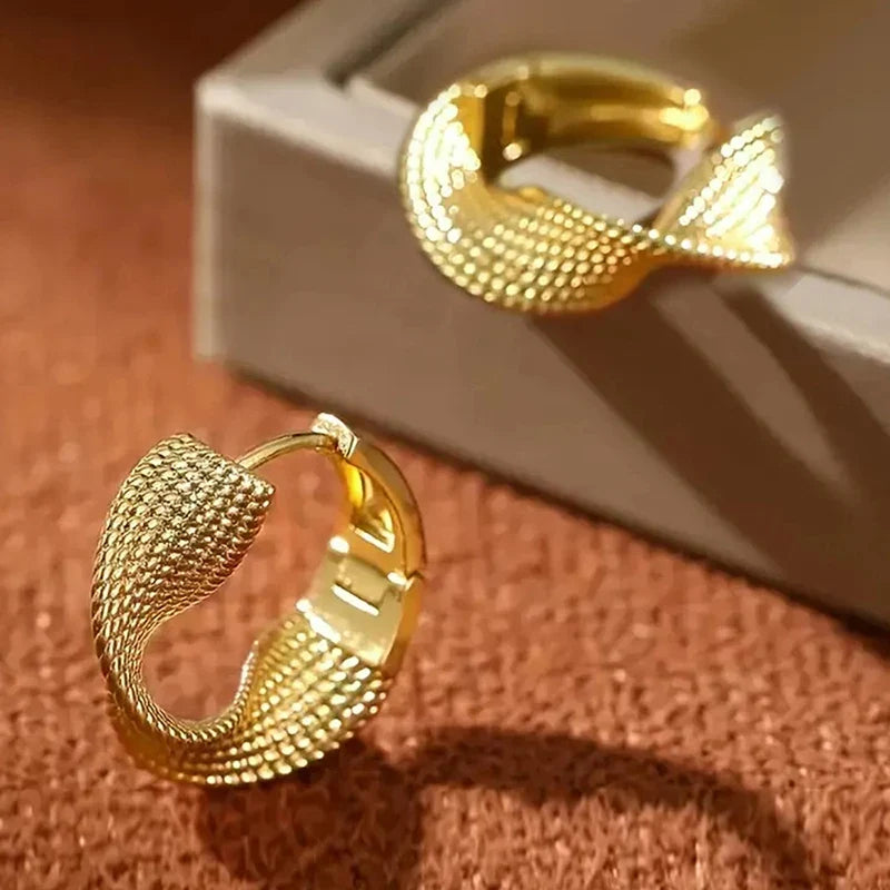 Huitan Twisted Hoop Earrings – Geometric Fashion Jewelry Women