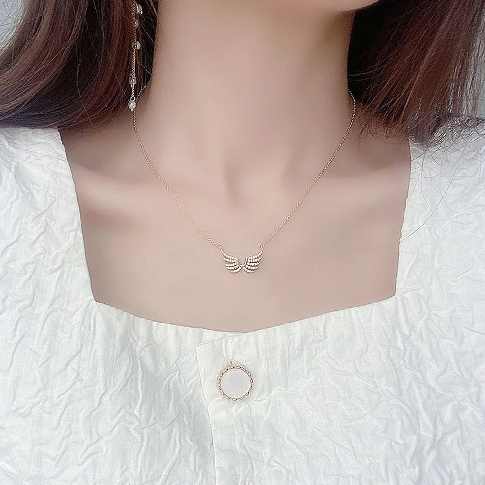 Huitan Wing Pendant Necklace – CZ Women's Fashion Jewelry