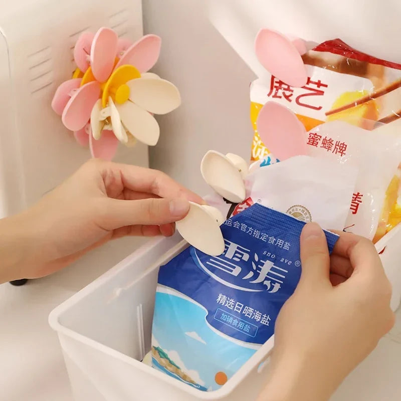 3D Lotus Shape Magnetic Snack Bag Sealer Clip Food Sealing Fridge