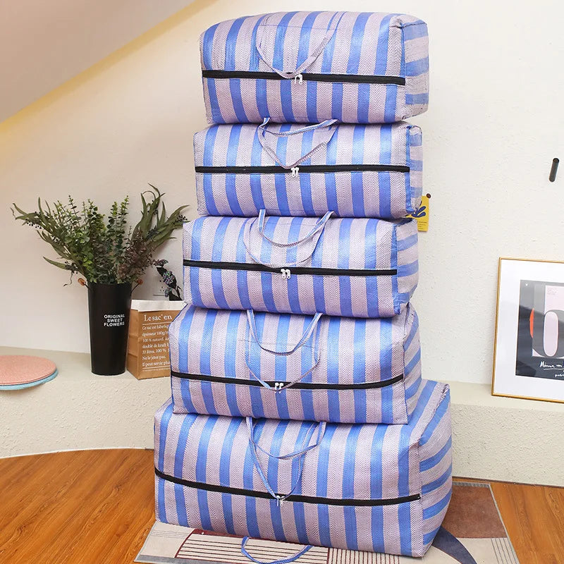 Large-capacity Car Travel Storage Bag Quilt Thickened Blue White
