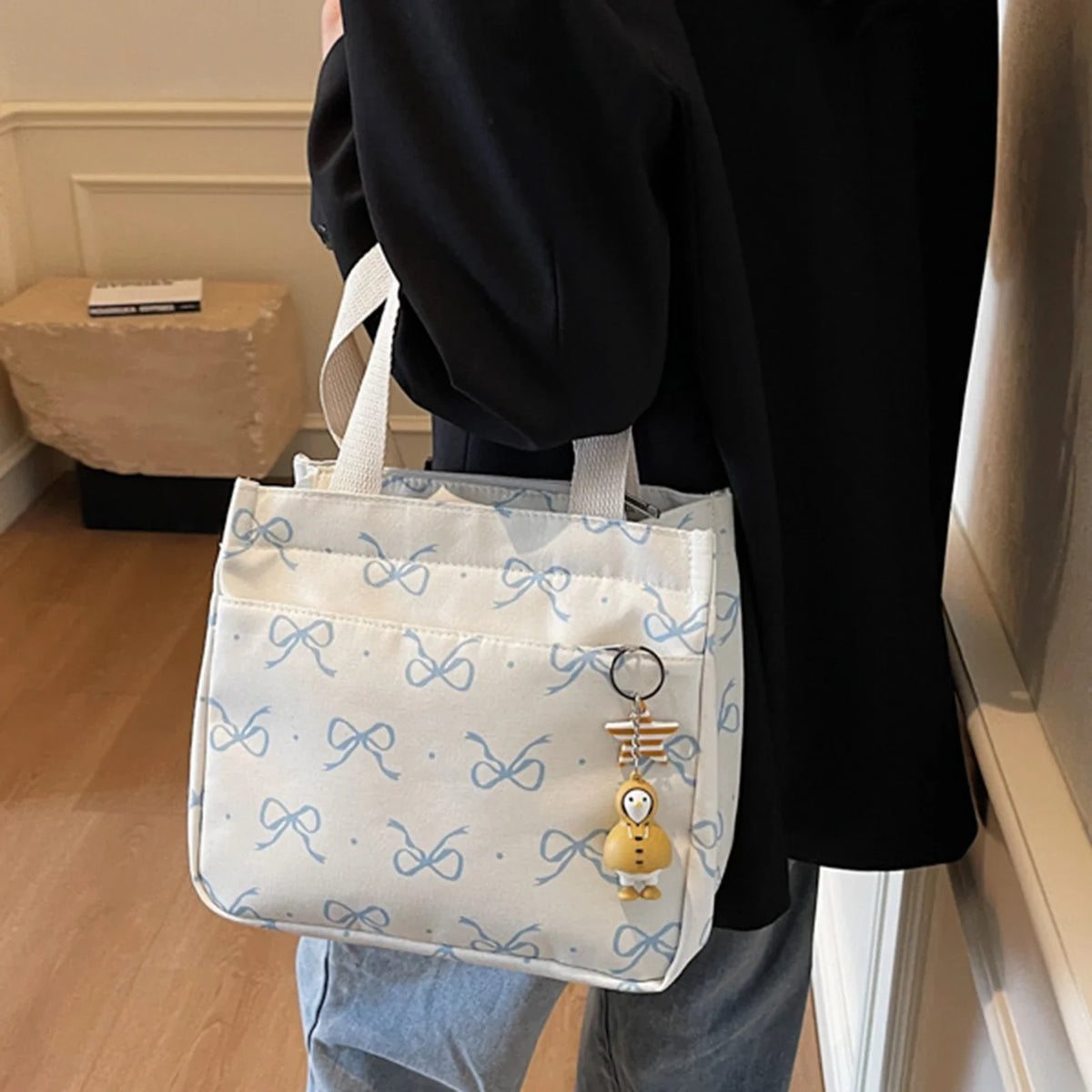 Canvas Lunch Bag Bow Pendant – Lightweight Bento Tote for Women
