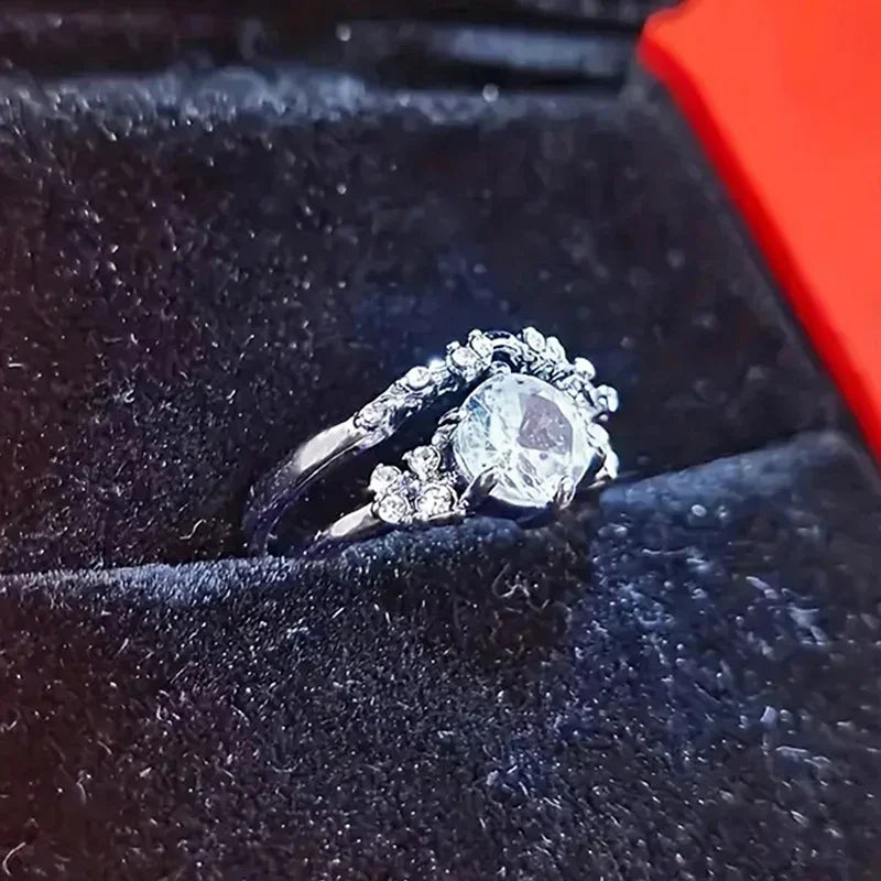 Huitan 2-Piece CZ Bridal Ring Set – Sparkling Cubic Zirconia