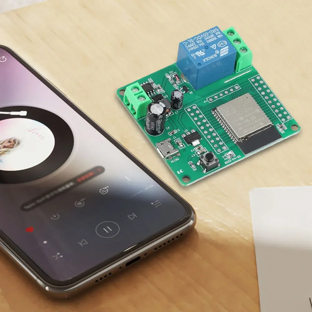 ESP32 WiFi Bluetooth BLE Relay Module – 1/2/8 Channel Dev Board