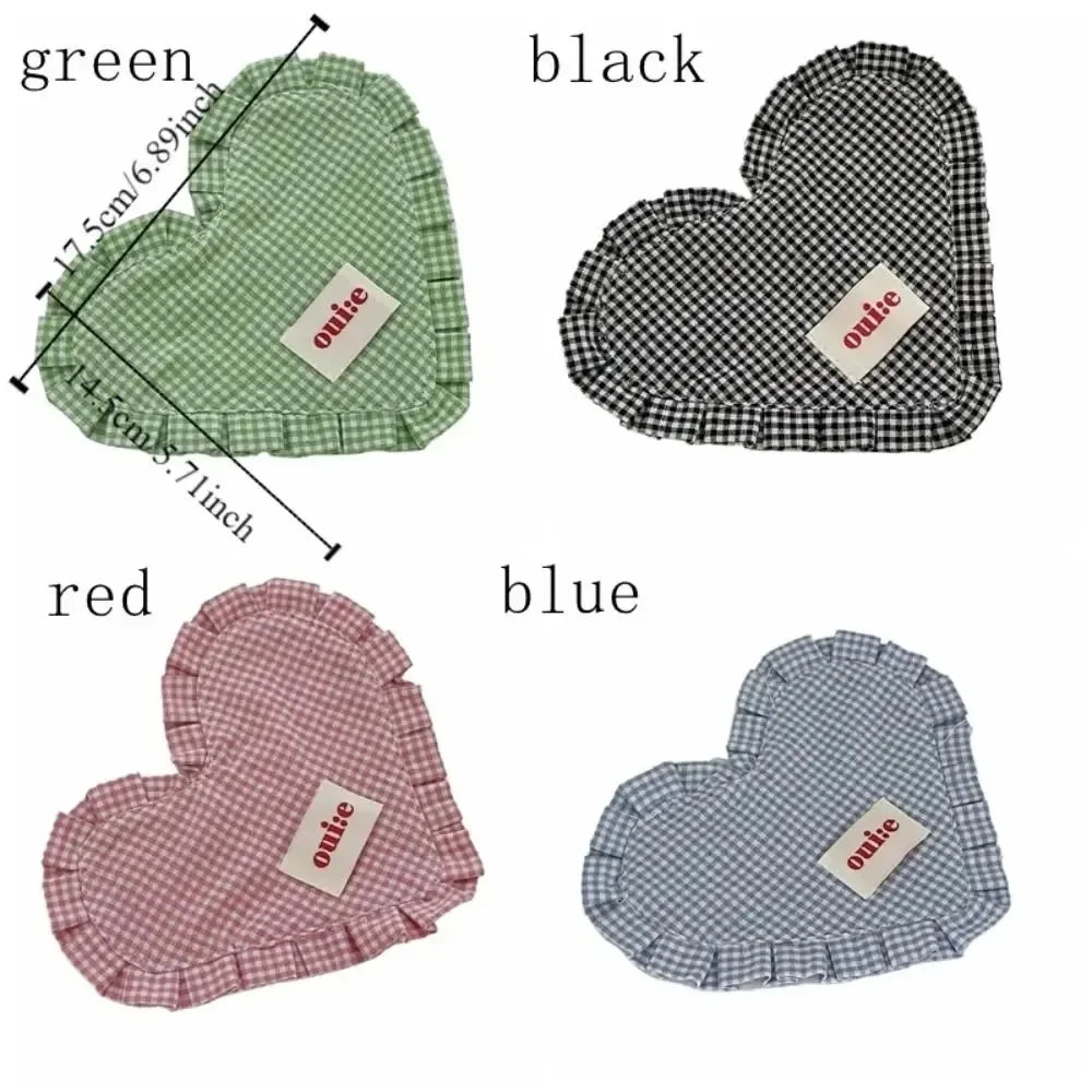 Cute Insulated Heart Shaped Placemat Colorful Plaid Lace Design
