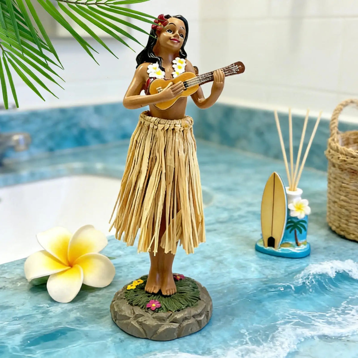 Hawaiian Dancer Dashboard Figurine – Hula Car Decor Ornament