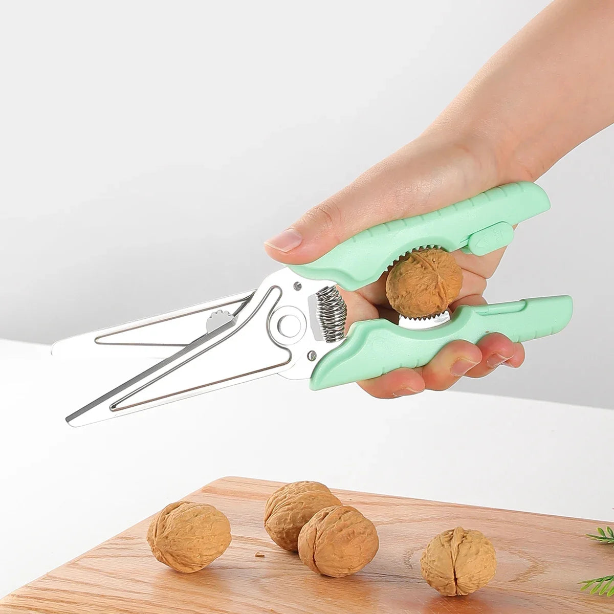 SHENJIU Kitchen Shears – Heavy-Duty Stainless Steel Meat Scissors