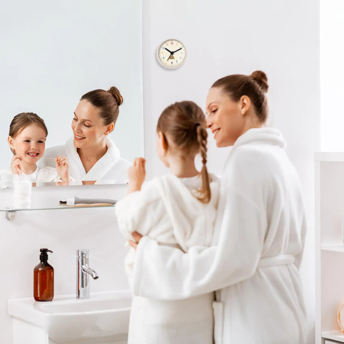 Waterproof Shower Clock Silent Bear Design | Suction Cup