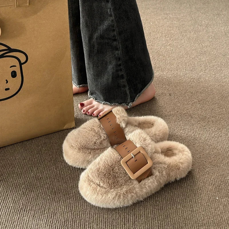 Women's Fluffy Wool Fur Slides – Warm Plush Winter Slippers