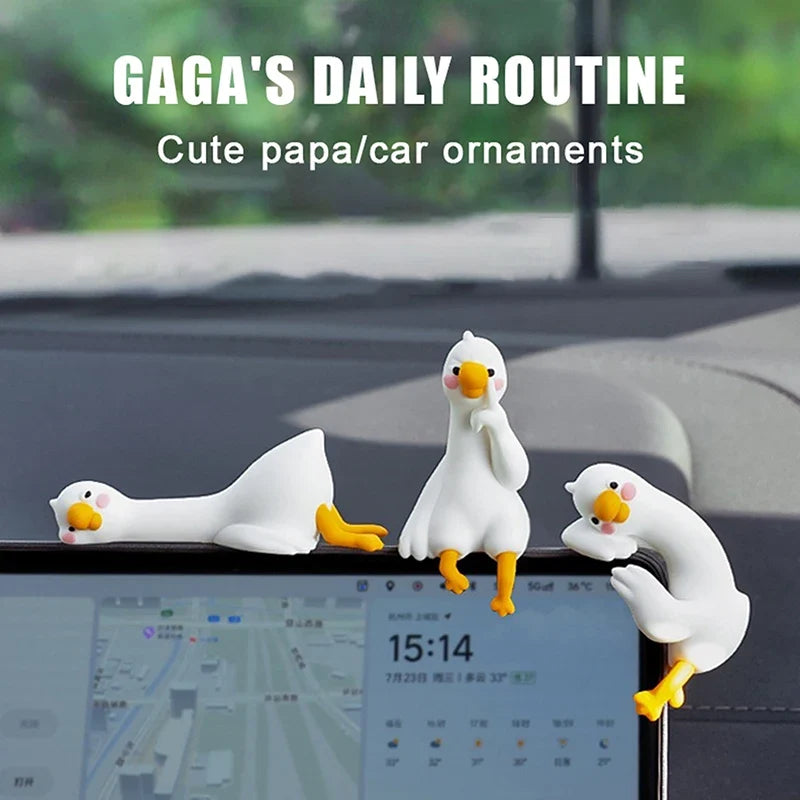Cute 3D Resin Duck Figurine – Desk, Monitor & Car Decor