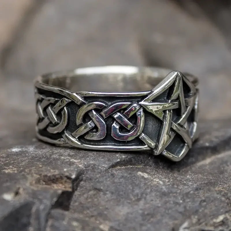 Huitan Retro Punk Star Ring – Vintage Rock Fashion Ring Women