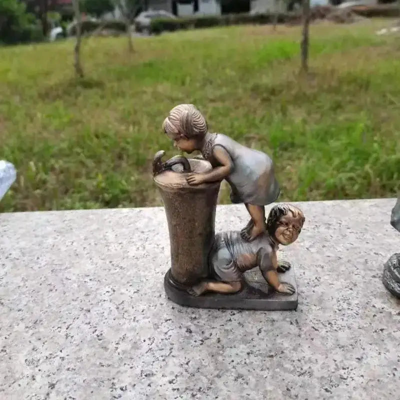 Boy & Girl Water Play Resin Garden Sculpture – 10cm Ornament