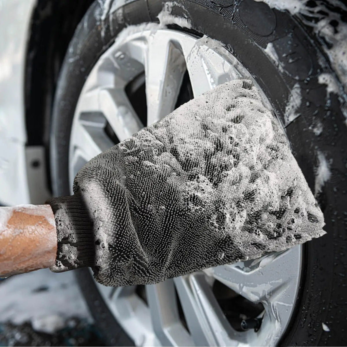 Microfiber Car Wash Mitt – Scratch-Free Absorbent Glove