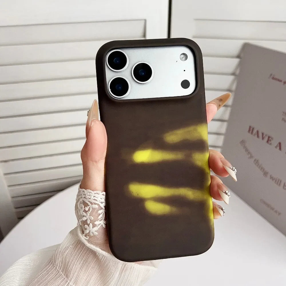 LICOERS Thermal Color Change iPhone 17 Case – Shockproof