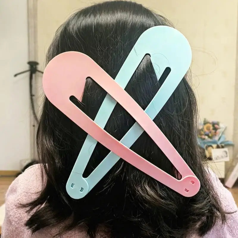 Giant 28cm Oversized Hair Clip – Kawaii Photo Prop & Novelty Gift