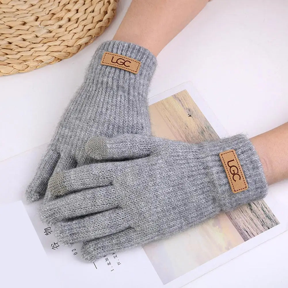 Fleece-Lined Windproof Winter Gloves – Warm & Anti-Slip