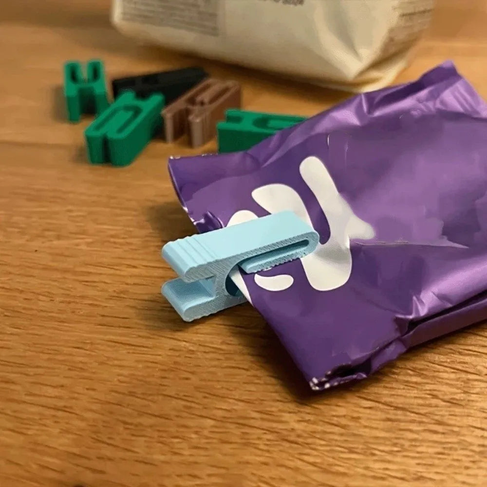 10-Pack Plastic Bag Seal Clips – Assorted Colors, Leak-Proof