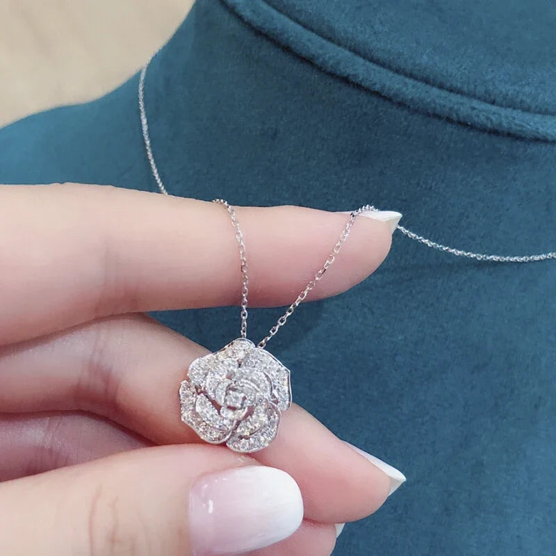 Huitan CZ Flower Pendant Necklace – O-Chain Clavicle Jewelry