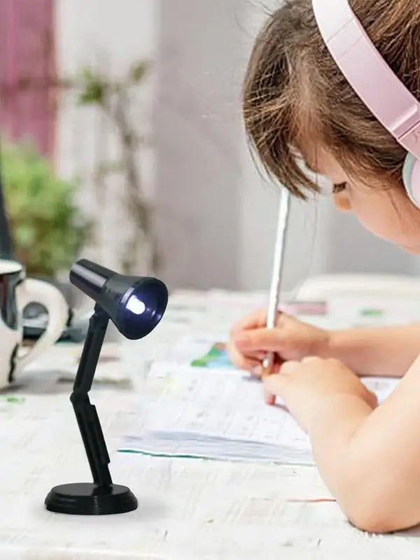 Portable LED Desk Lamp – Foldable USB Reading Light