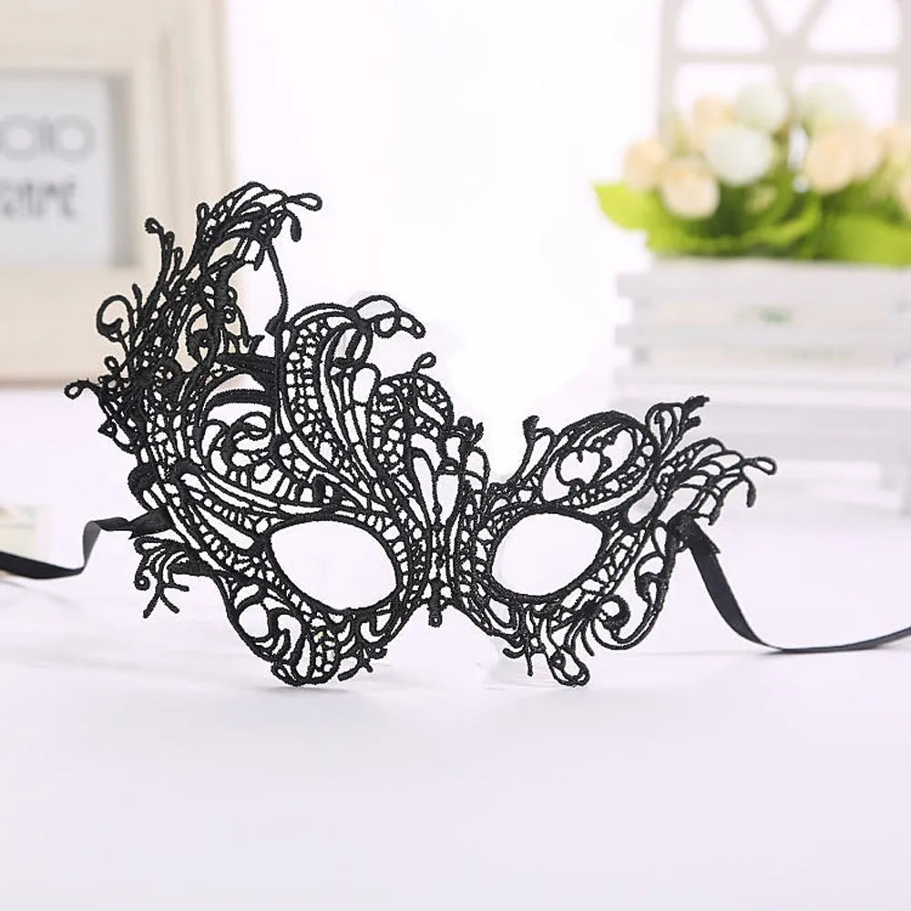 Black Lace Venetian Masquerade Eye Mask | Women's Costume