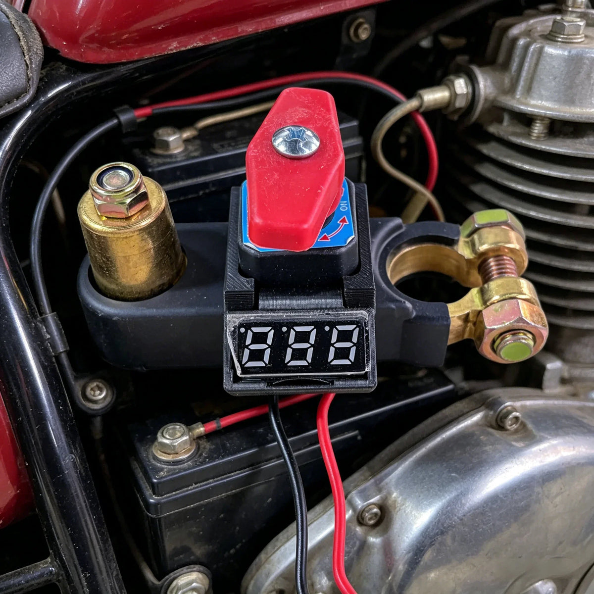 12V/24V Car Battery Disconnect Switch & Circuit Breaker