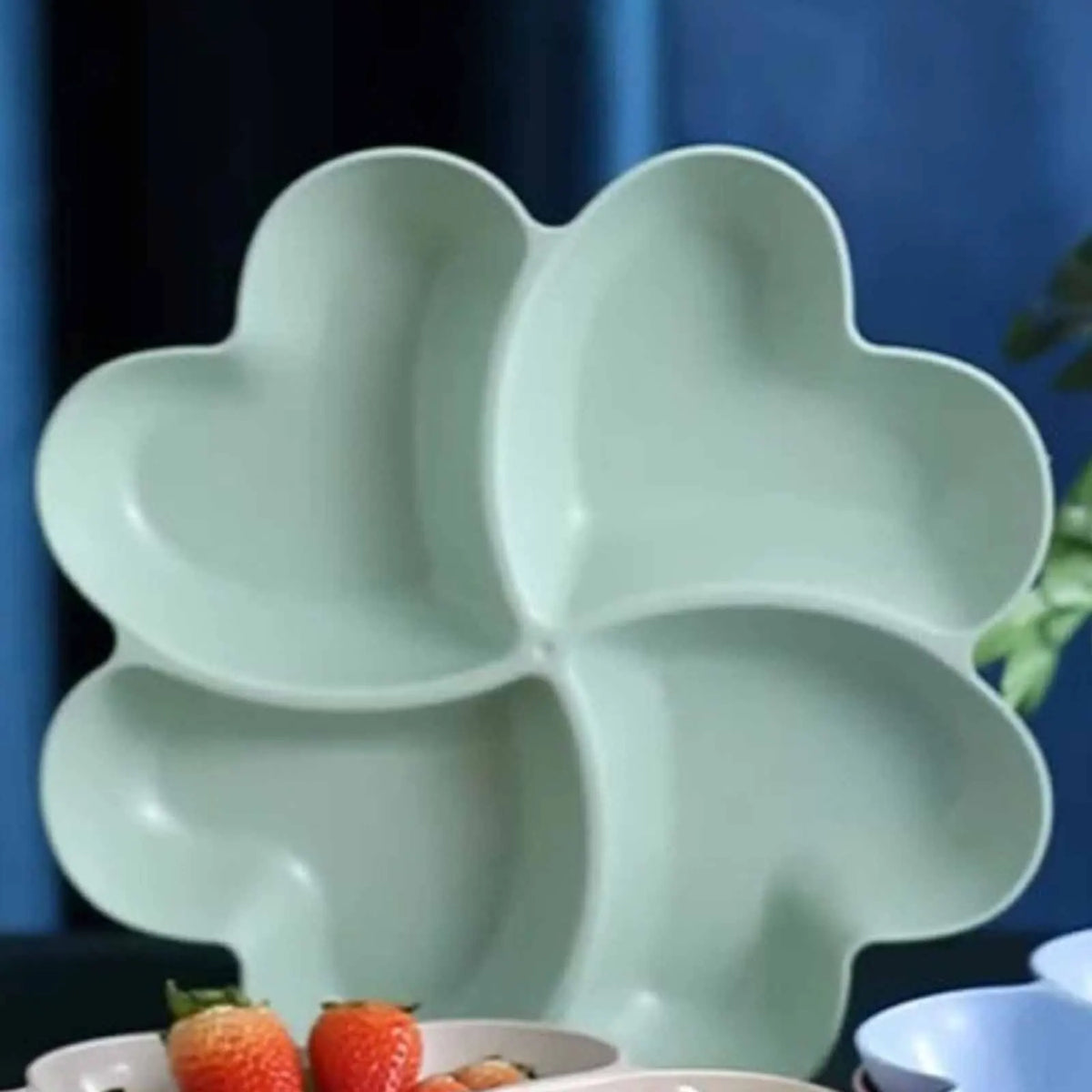 Four-Leaf Clover Snack Tray with Heart Compartments | Fruit Plate