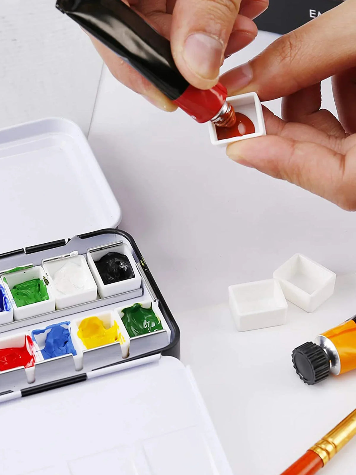 Bview Art Metal Watercolor Tin Fold-out Palette Medium Tray 26 Empty