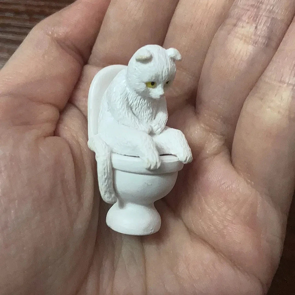 Funny Cat Spiritual Consolation PVC Appearance Toilet Office Mini