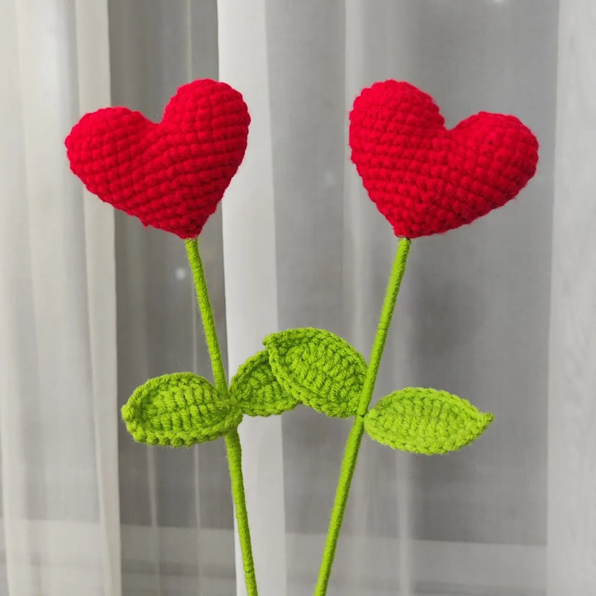 Handmade Crochet Heart Bouquet – Yarn Rose Flowers Gift