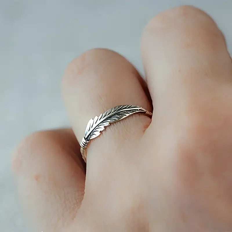 Huitan Vintage Wing Ring for Women – Fashion Zinc Alloy Jewelry