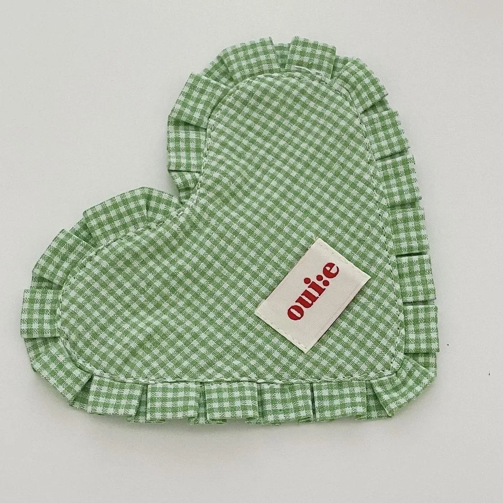 Cute Insulated Heart Shaped Placemat Colorful Plaid Lace Design