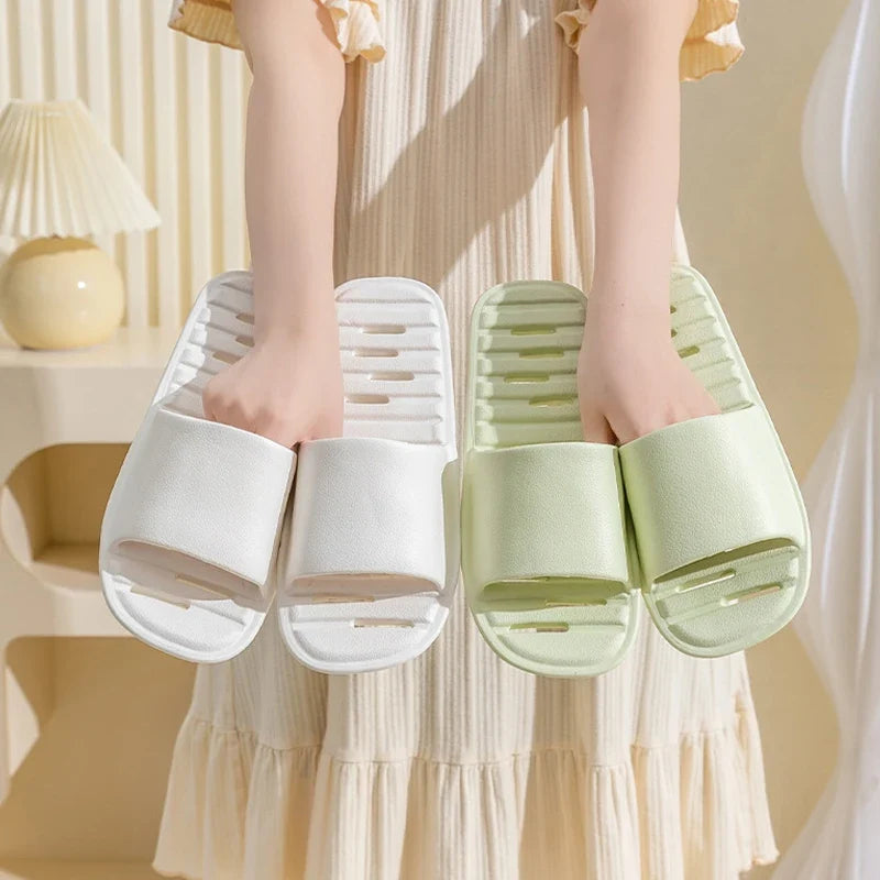 Foldable EVA Travel Slippers – Anti-Slip Quick-Dry Indoor Slides
