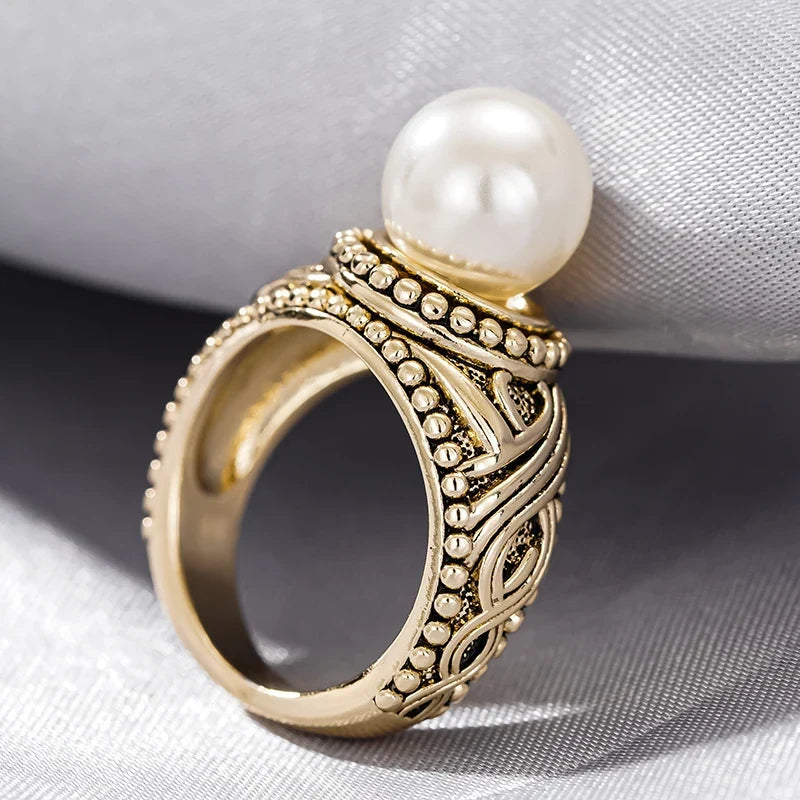 Huitan Antique Gold Imitation Pearl Ring – Vintage Women's Fashion