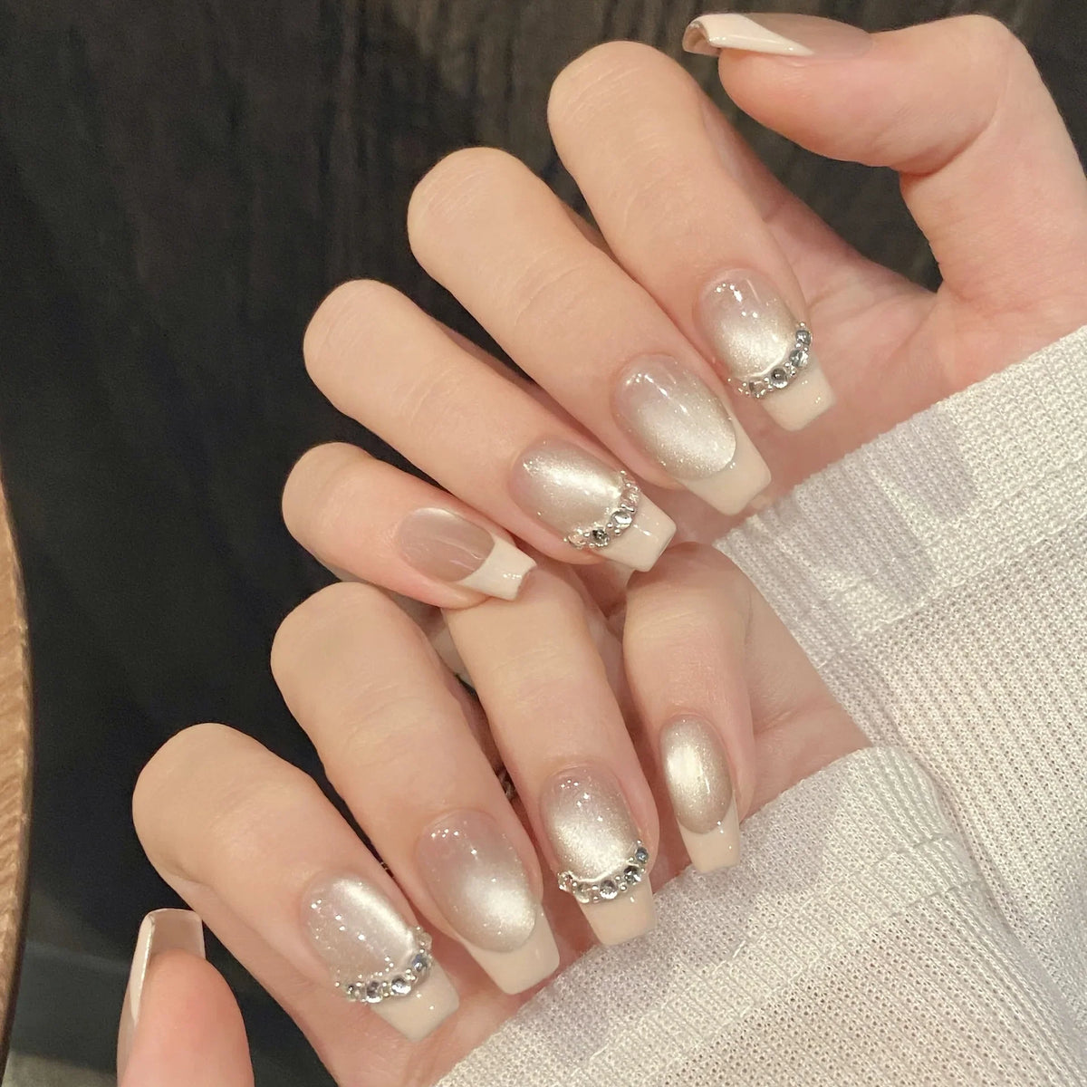 French Cat Eye Press On Nails – 10pc Almond False Nails