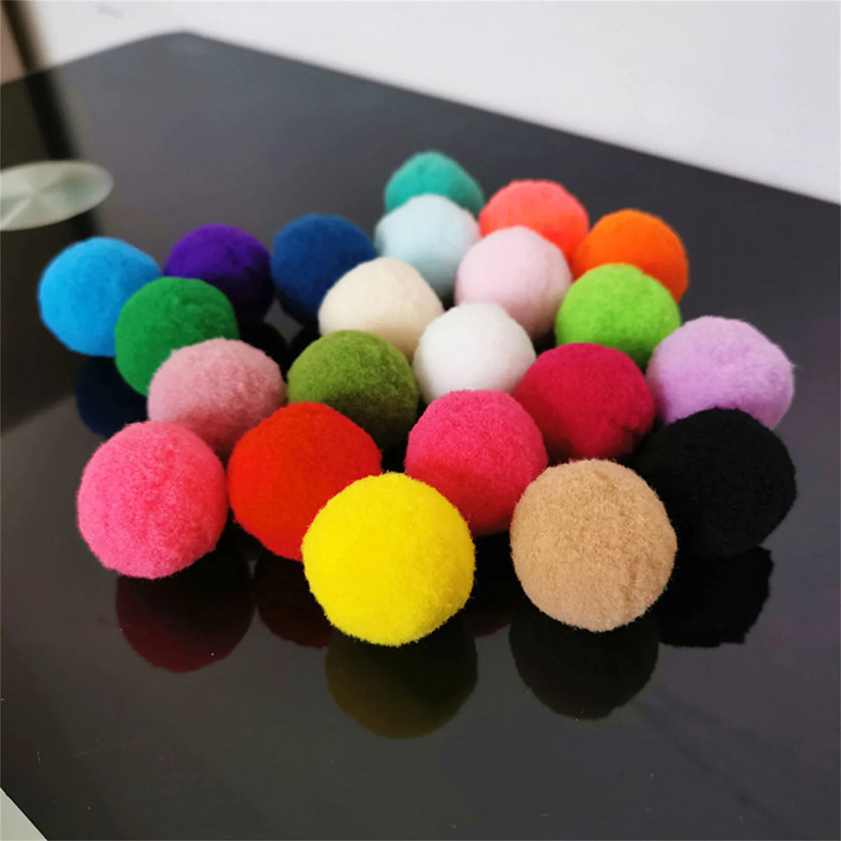 30-Pack Soft Plush Cat Toy Balls – Colorful Kitten Pompons