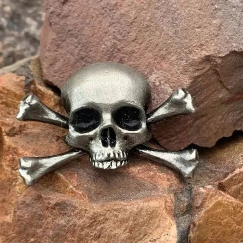 Gothic Skull Cross Brooch Pin – Vintage Metal Badge Jewelry