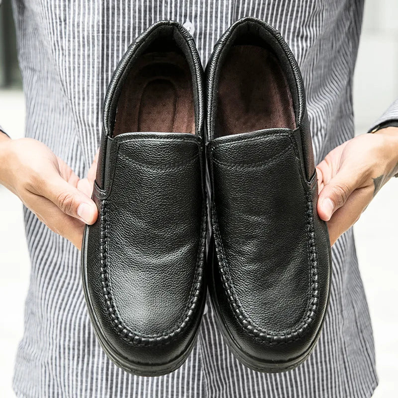 YBQJOO Men's Slip-On Leather Loafers – Flat Casual Business Shoes
