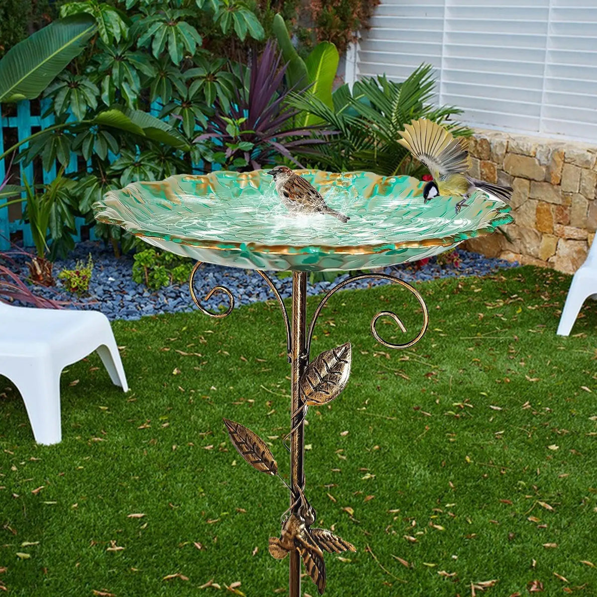 Upright Bird Bathing Tub Rust-proof Sturdy Durable Vintage Metal