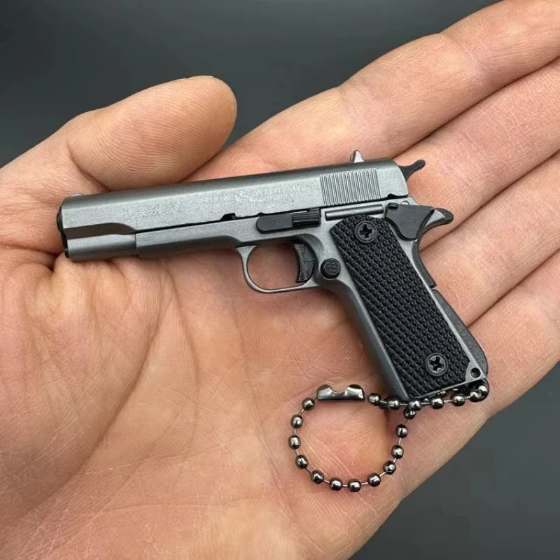 1:3 Scale 1911-Style Alloy Toy Pistol Model Keychain Collectible
