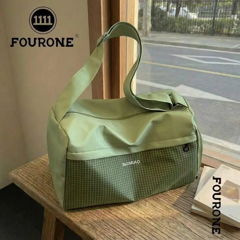 Lightweight Travel Duffel Bag – Gym, Sports & Weekend Use