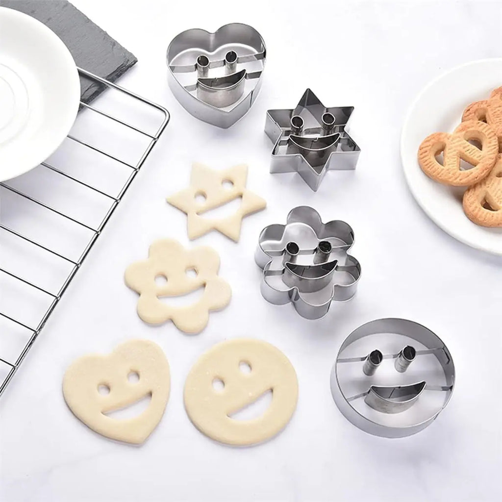 4-Piece Smiling Face Cookie Cutters | Stainless Steel Baking Set
